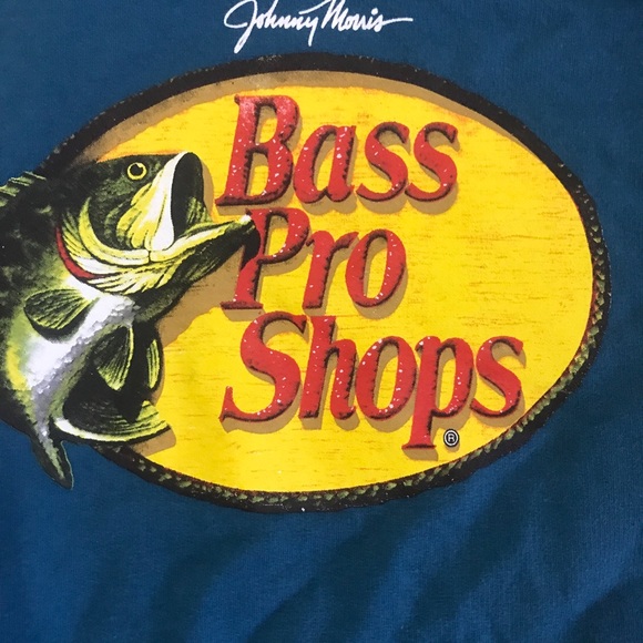 Bass pro shops hoodie - Picture 2 of 2